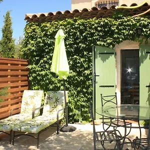 Hébergement de vacances Studio Cosy Avec Grande Terrasse Au Calme, Saint-Cyr-sur-Mer